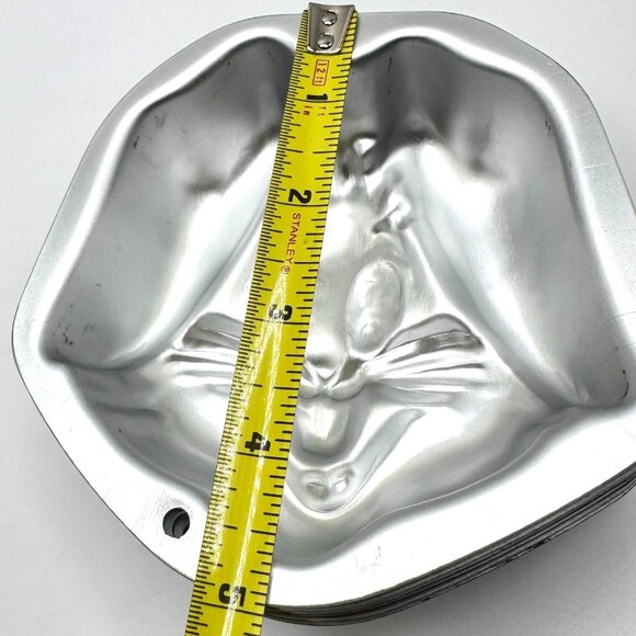 Set Of 6 Looney Tunes Bugs Bunny Vtg Wilton Bugs Cake Pan 5" Baking 2105-1134 - Picture 3 of 7